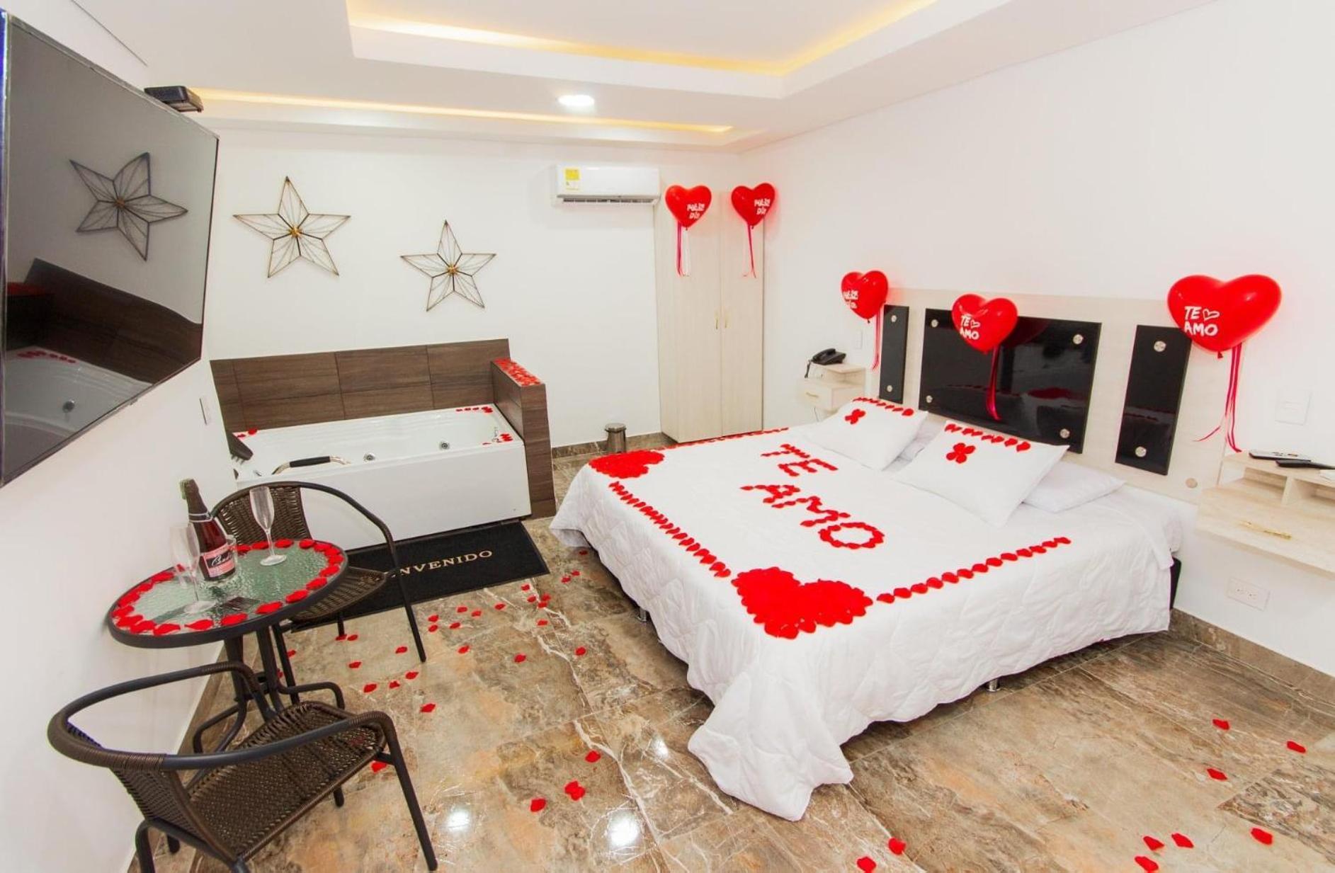 Hotel Deluxe Oasis De La Colina Girardot Kültér fotó