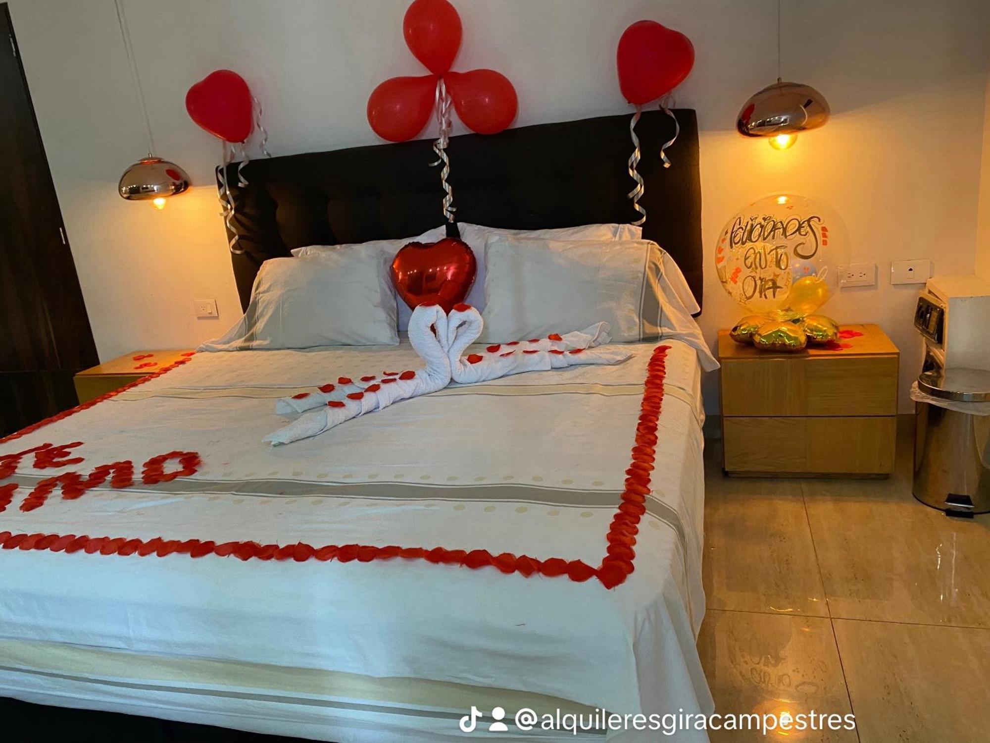 Hotel Deluxe Oasis De La Colina Girardot Kültér fotó