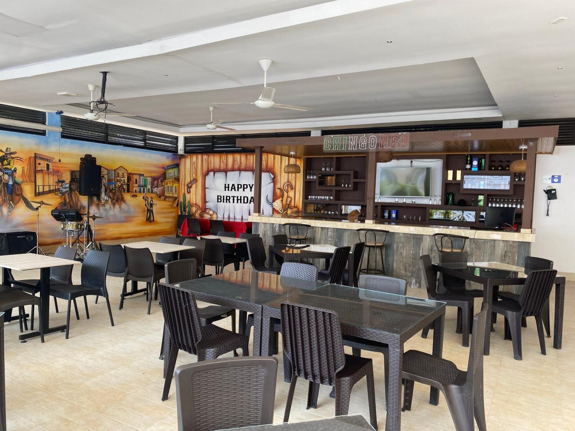 Hotel Deluxe Oasis De La Colina Girardot Kültér fotó
